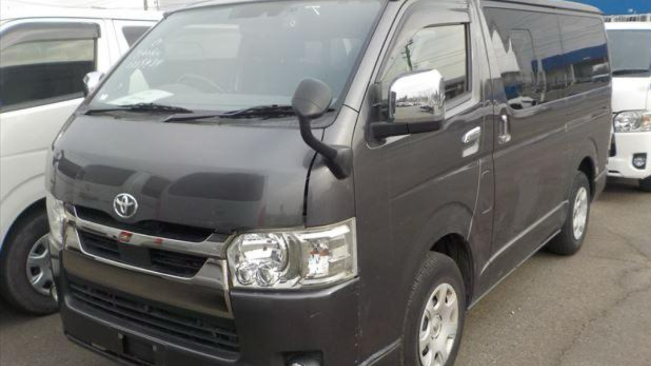 TOYOTA HIACE SUPER GL